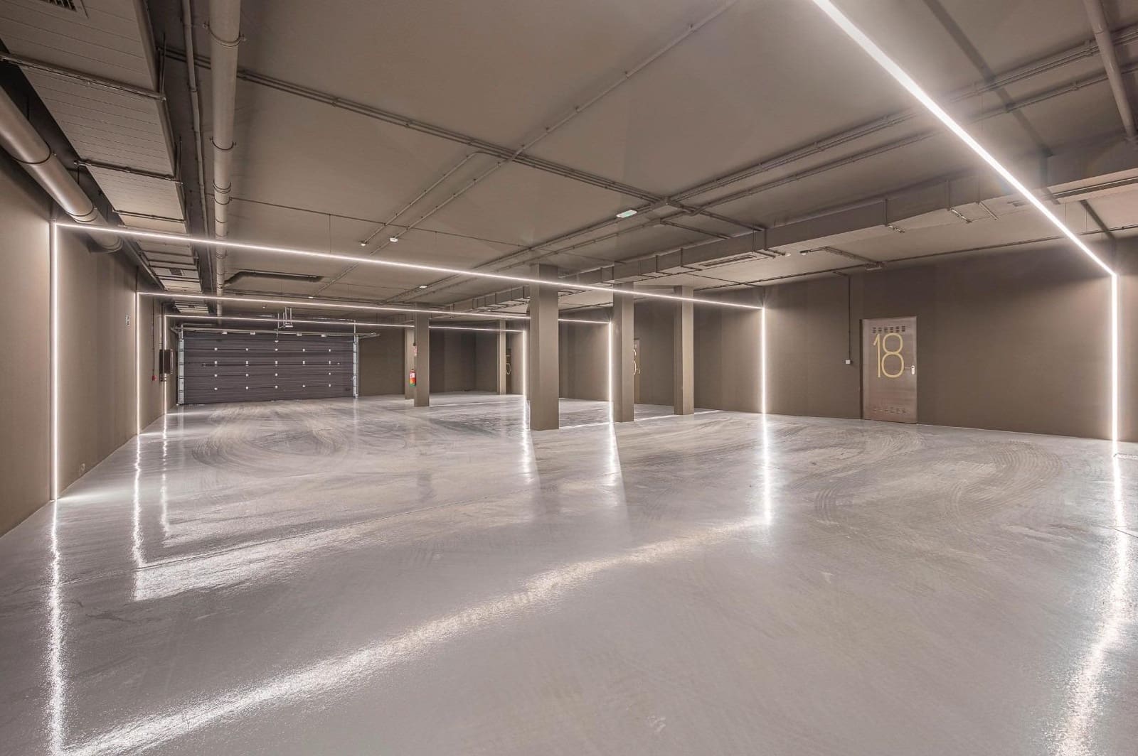 3 bedroom Apartment for sale in Benahavis with pool garage - € 1,675,000 (Ref: 8119984)