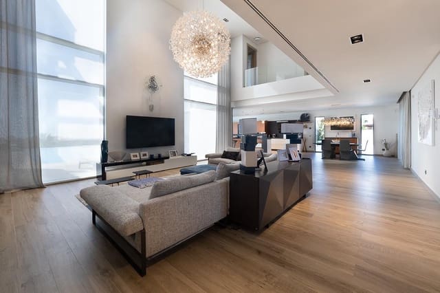 Chalet de 6 habitaciones en Benahavís en venta con piscina garaje - 5.300.000 € (Ref: 8174767)