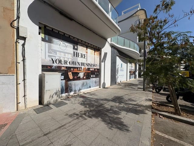 Commercieel te koop in Estepona met zwembad - € 1.400.000 (Ref: 8268198)