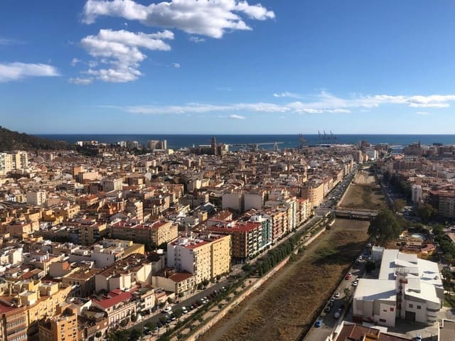 4 quarto Penthouse para venda em Málaga cidade com piscina garagem - 2 000 000 € (Ref: 8339691)