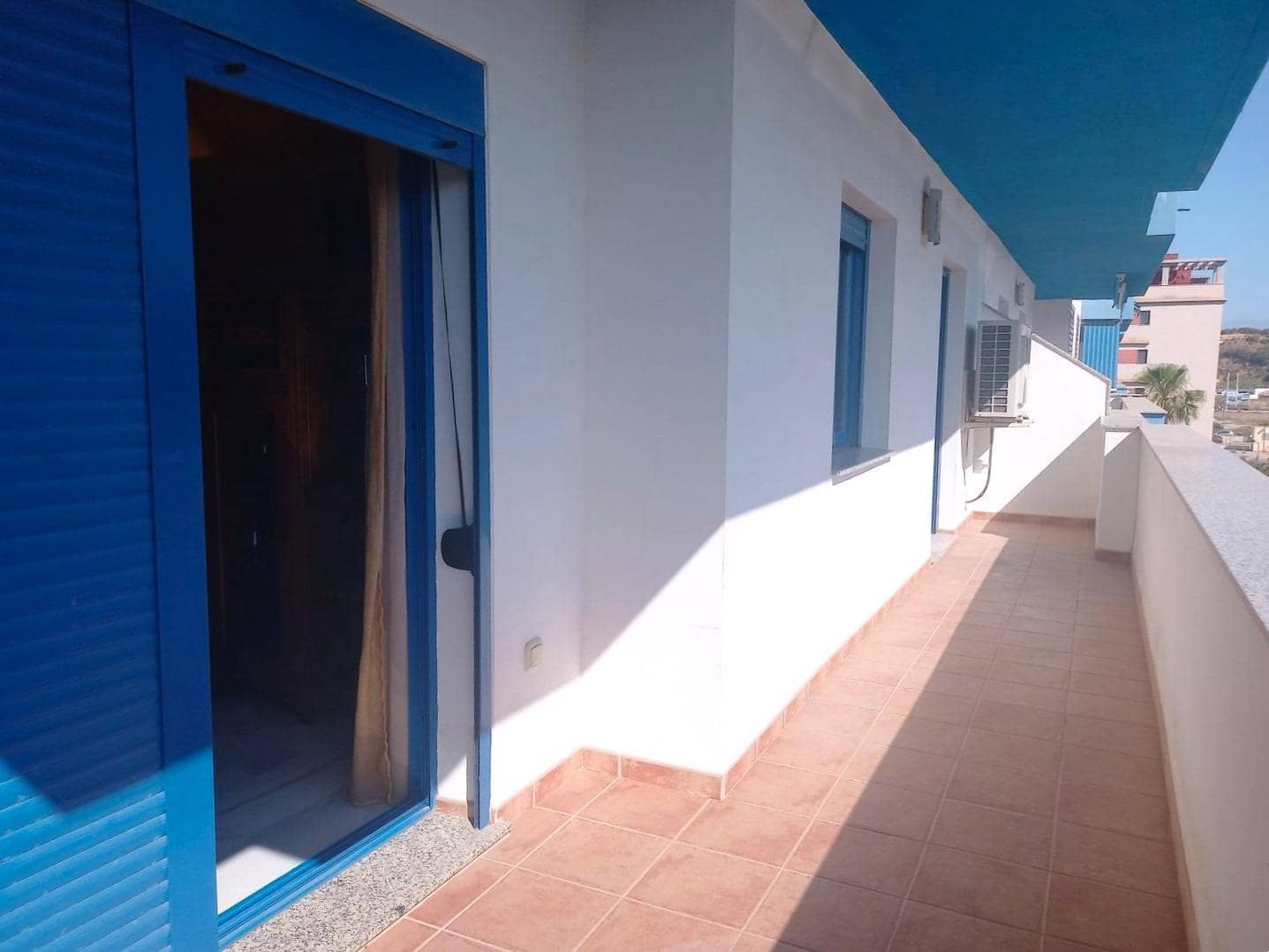 2 soverom Leilighet til salgs i Torre del Mar med svømmebasseng garasje - € 340 000 (Ref: 8395235)