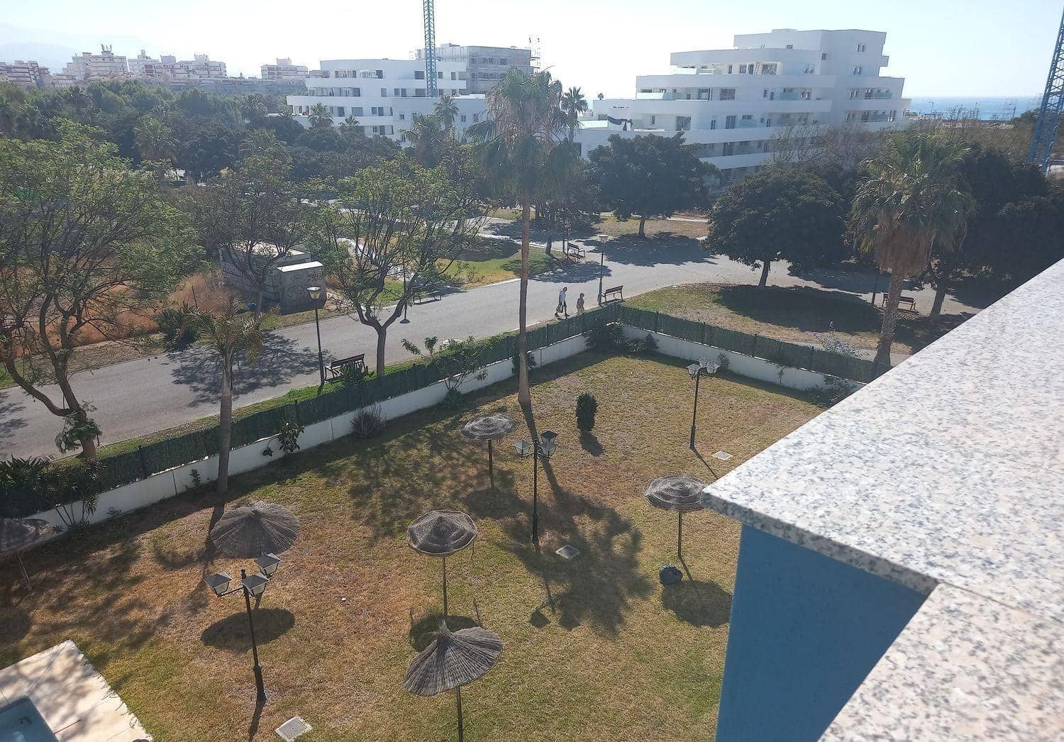 2 soverom Leilighet til salgs i Torre del Mar med svømmebasseng garasje - € 340 000 (Ref: 8395235)