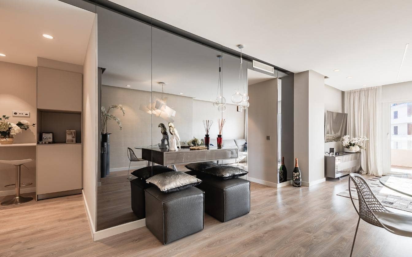 2 bedroom Apartment for sale in Nueva Andalucia with pool - € 530,000 (Ref: 8557328)