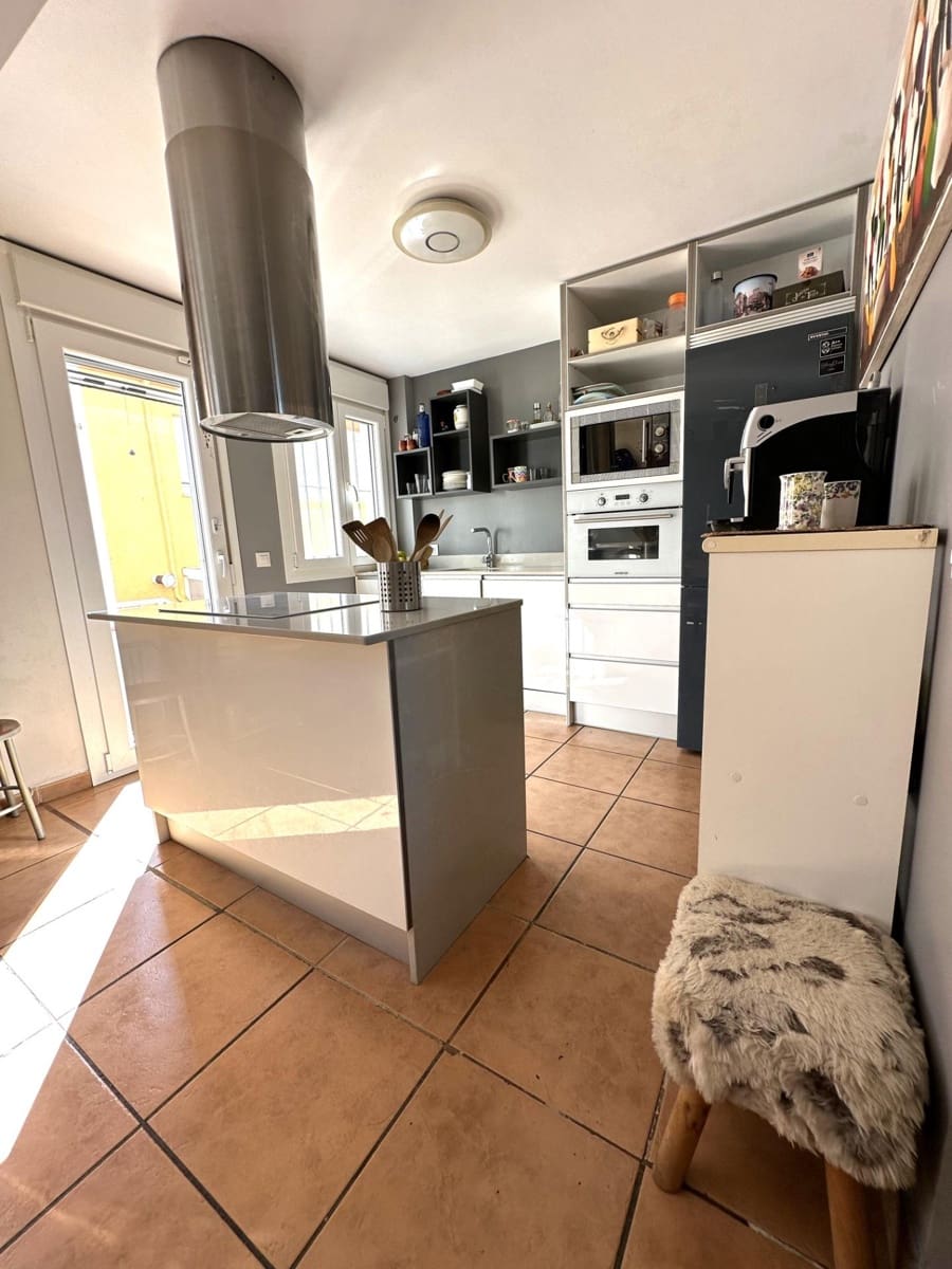 2 soveværelse Rækkehus til salg i Tarifa med garage - € 608.000 (Ref: 8597297)