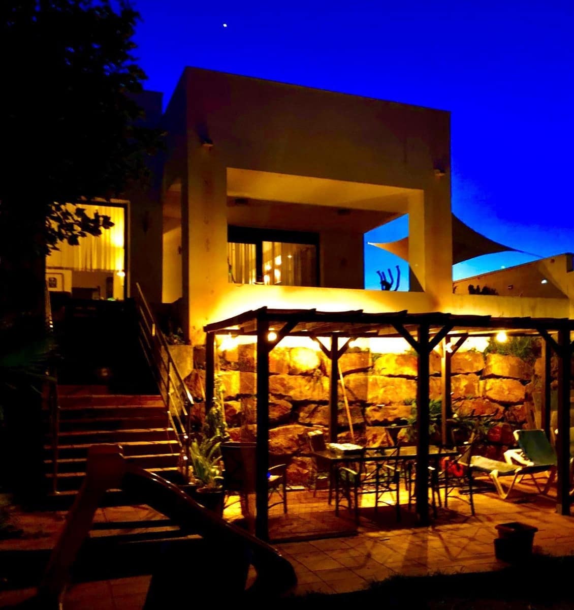 4 soveværelse Villa til salg i Algeciras med swimmingpool - € 778.000 (Ref: 8783924)