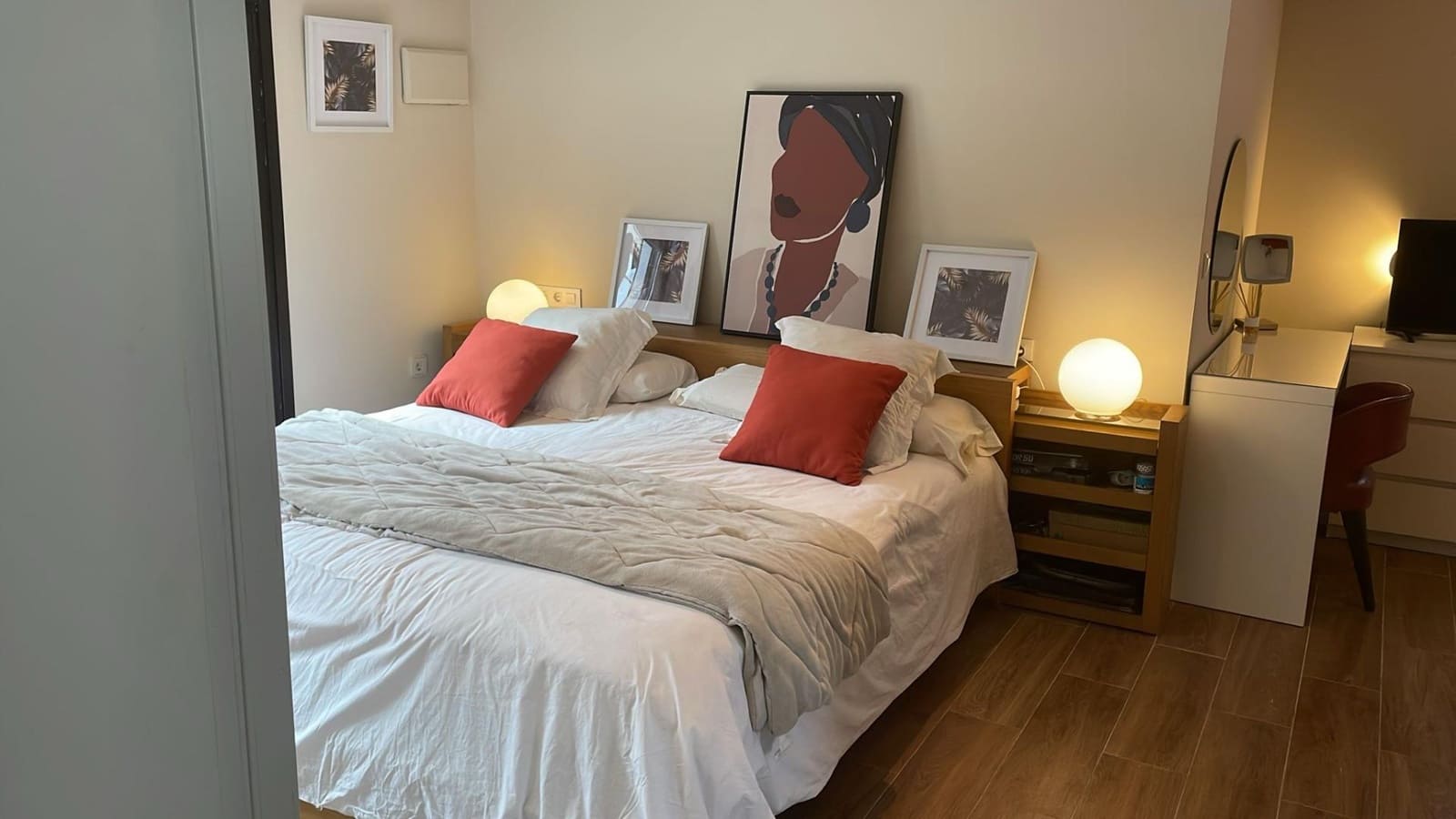 4 soveværelse Villa til salg i Algeciras med swimmingpool - € 778.000 (Ref: 8783924)