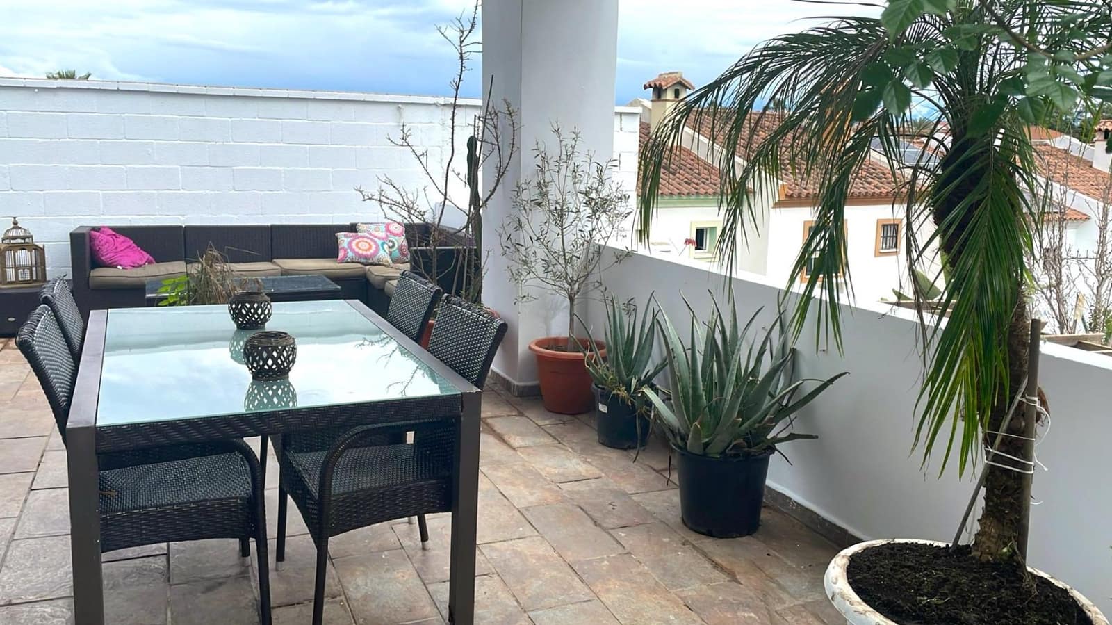 4 soveværelse Villa til salg i Algeciras med swimmingpool - € 778.000 (Ref: 8783924)