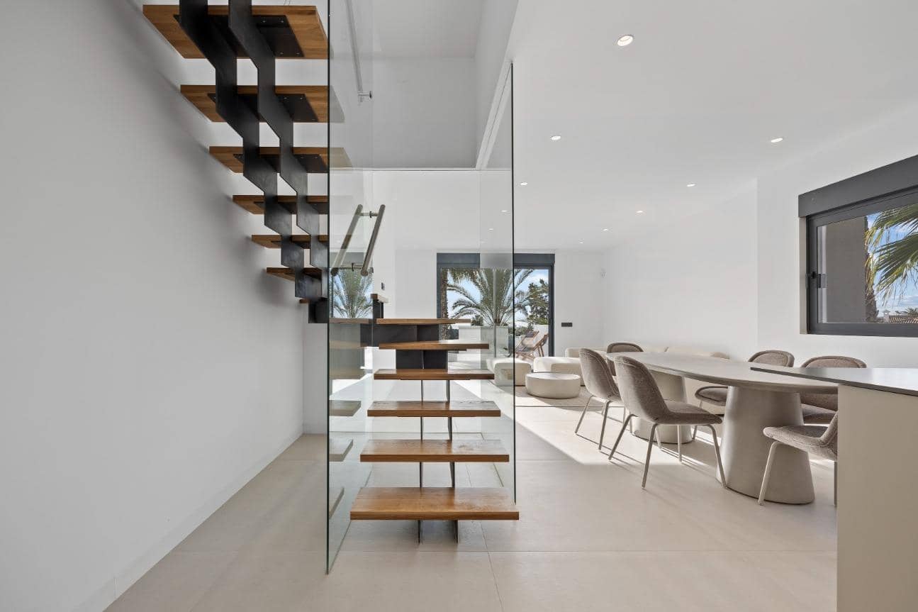 3 soverom Penthouse til salgs i El Paraiso med svømmebasseng garasje - € 665 000 (Ref: 8838656)