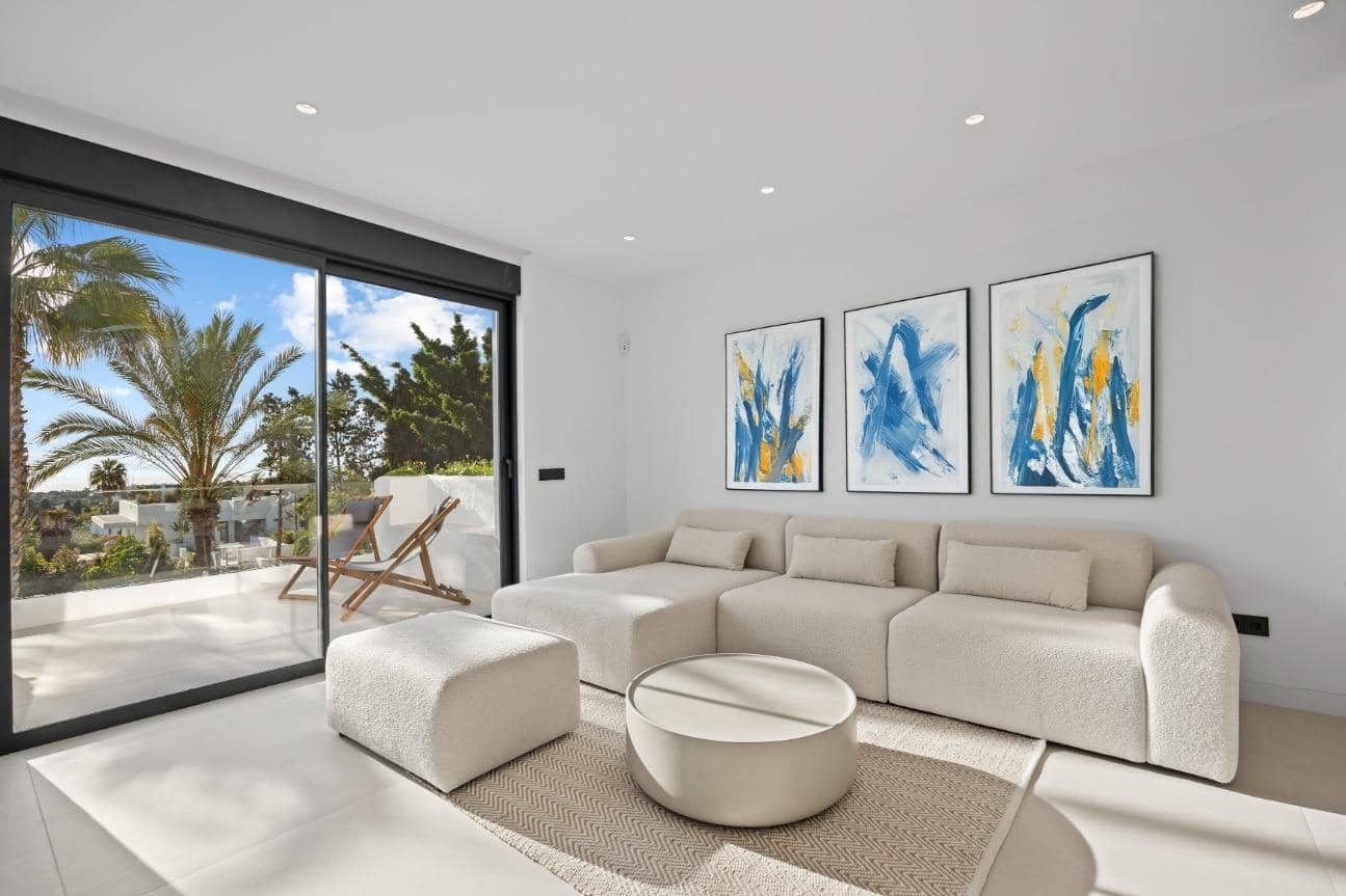 3 soverom Penthouse til salgs i El Paraiso med svømmebasseng garasje - € 665 000 (Ref: 8838656)