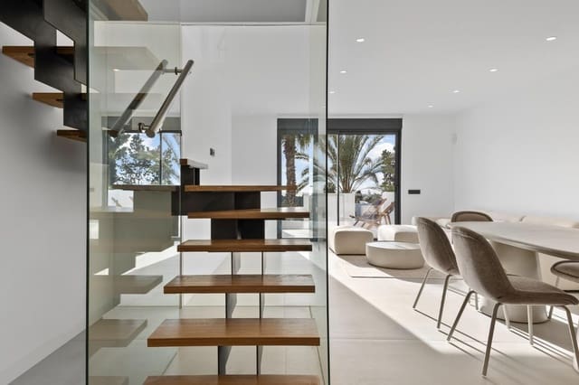 3 soverom Penthouse til salgs i El Paraiso, Estepona med svømmebasseng garasje - € 665 000 (Ref: 8838656)