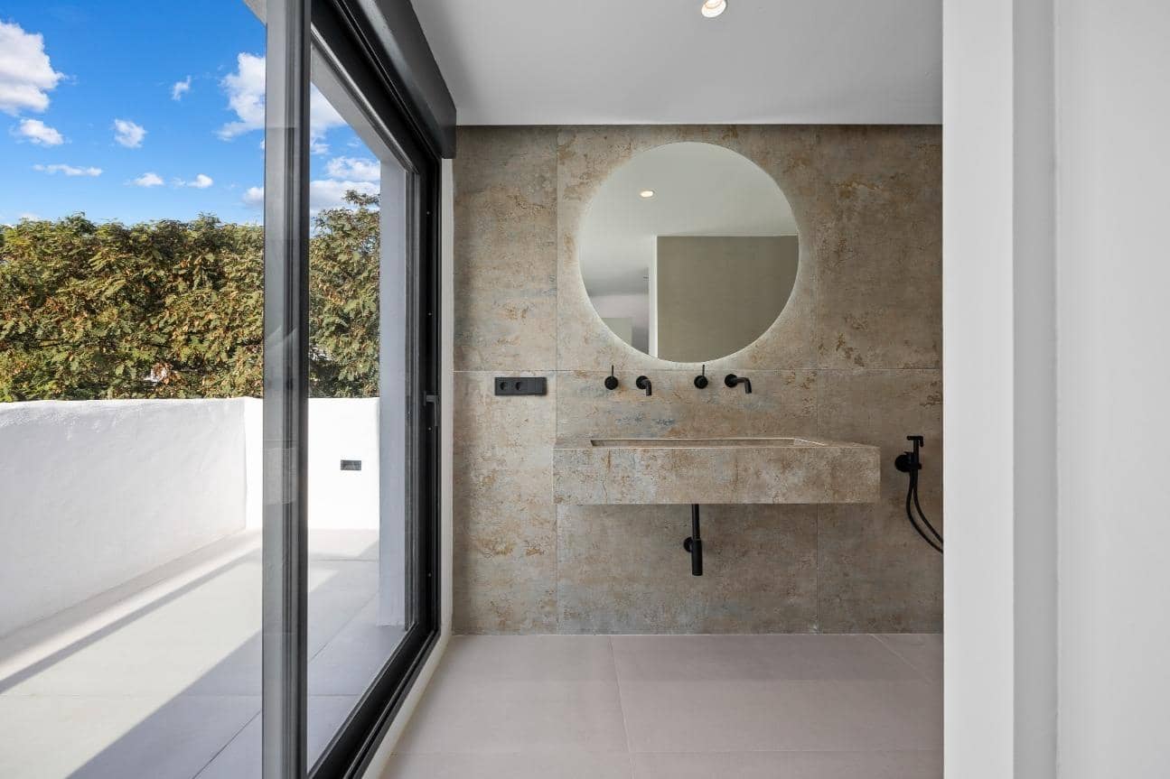 3 soverom Penthouse til salgs i El Paraiso med svømmebasseng garasje - € 665 000 (Ref: 8838656)