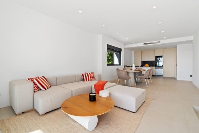 4 soverom Leilighet til salgs i El Paraiso, Estepona med svømmebasseng garasje - € 815 000 (Ref: 8838657)