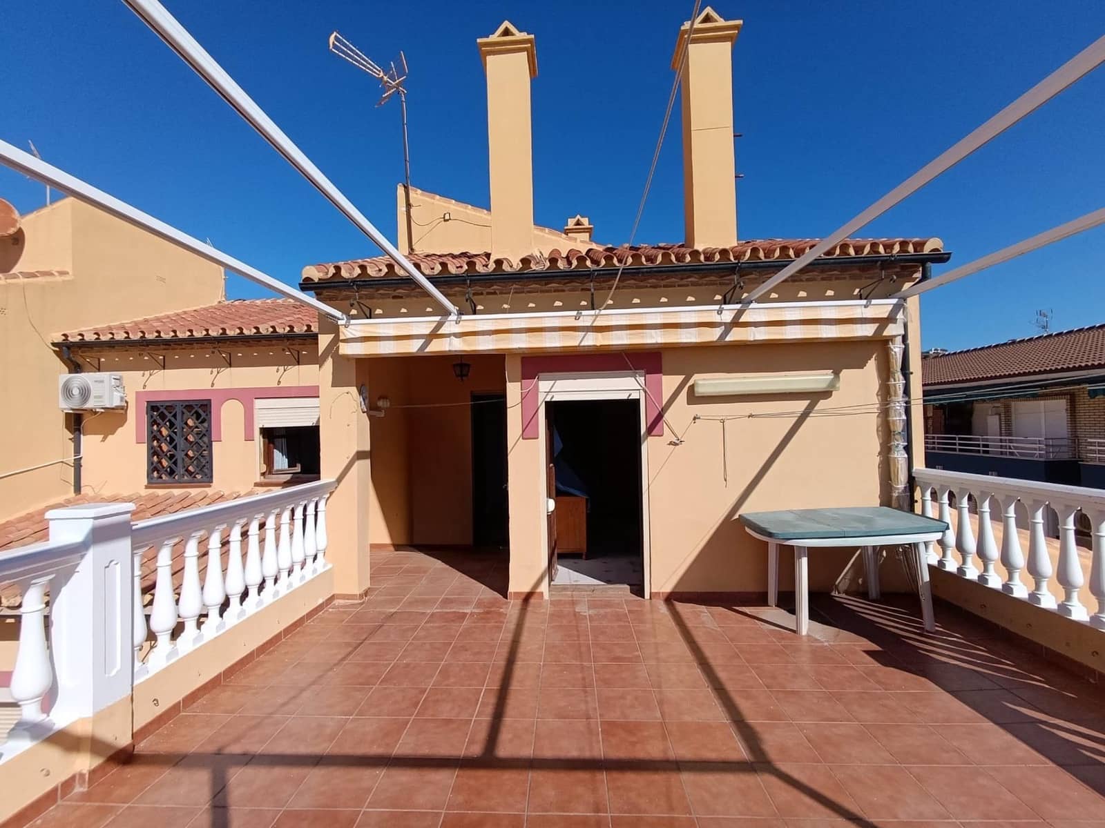 3 makuuhuone Huoneisto myytävänä paikassa El Morche - 349 000 € (Ref: 8893104)