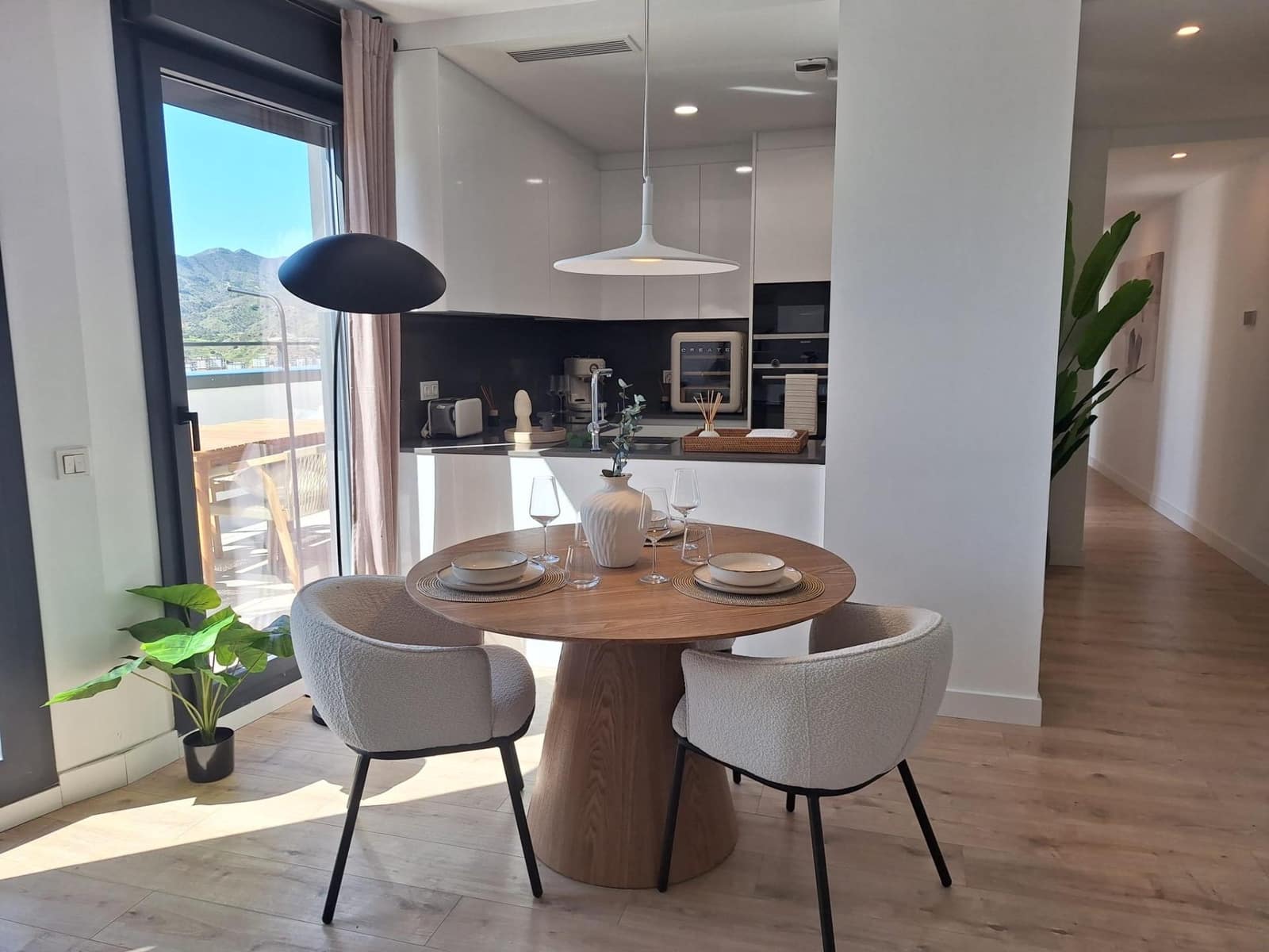 3 soveværelse Lejlighed til salg i Malaga by med swimmingpool garage - € 1.174.000 (Ref: 8921293)