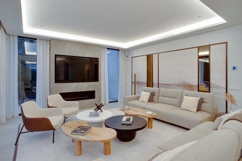 6 bedroom Villa for sale in Marbella with pool garage - € 6,500,000 (Ref: 8972157)