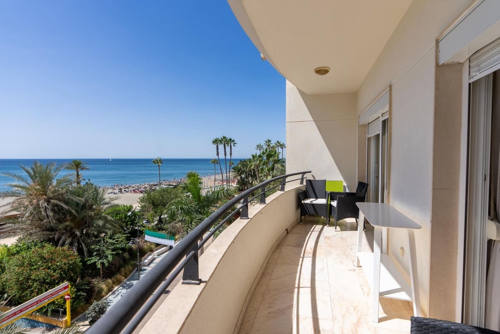 3 Zimmer Wohnung zu verkaufen in Estepona - 950.000 € (Ref: 8976054)