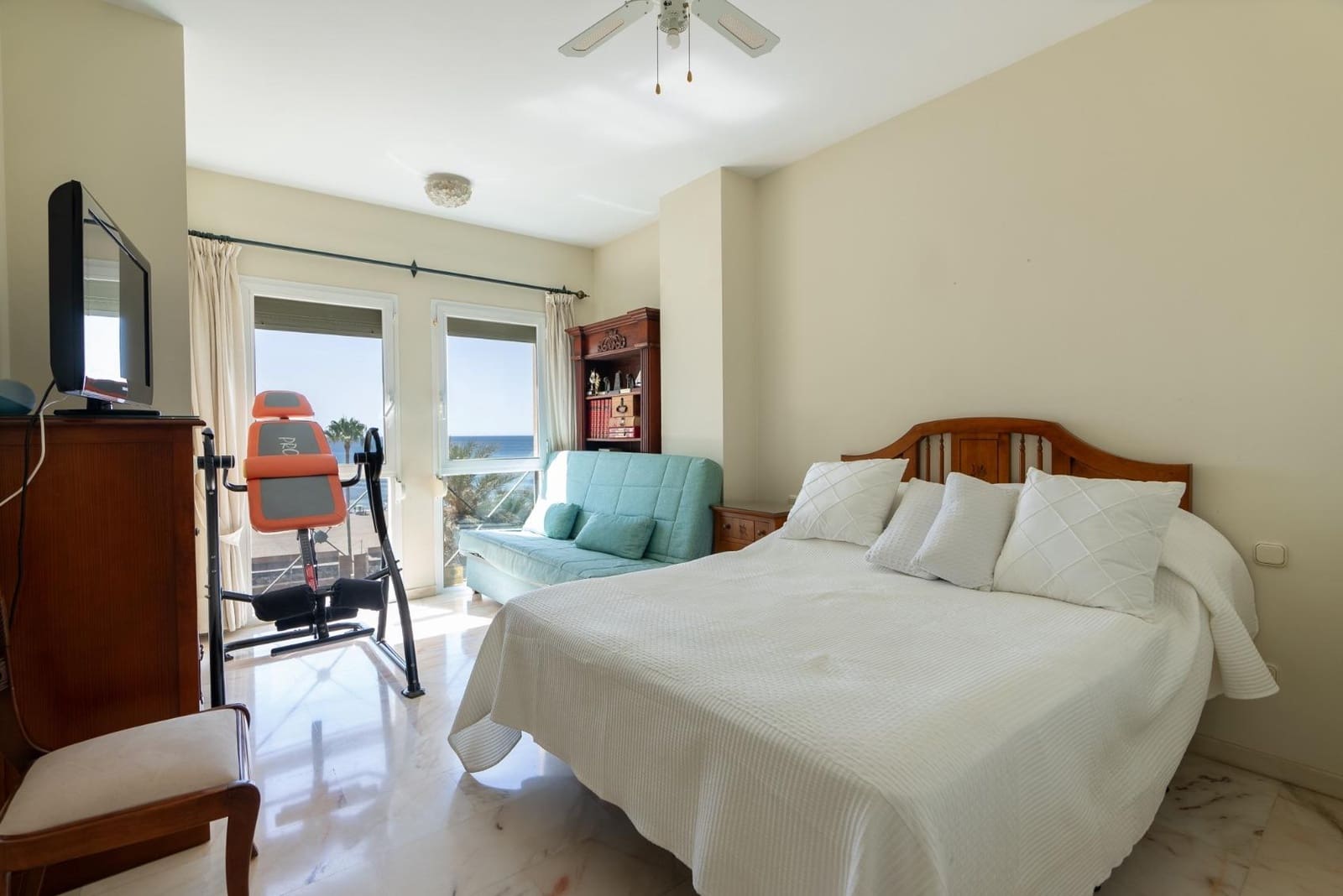 3 Zimmer Wohnung zu verkaufen in Estepona - 950.000 € (Ref: 8976054)