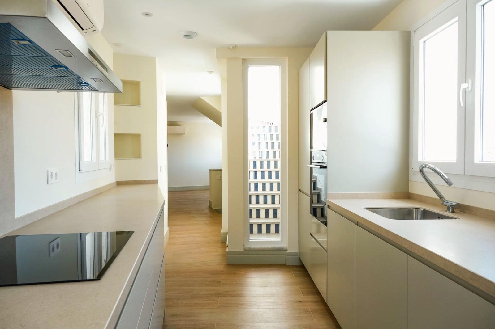 2 soveværelse Lejlighed til salg i Malaga by - € 880.000 (Ref: 9005437)