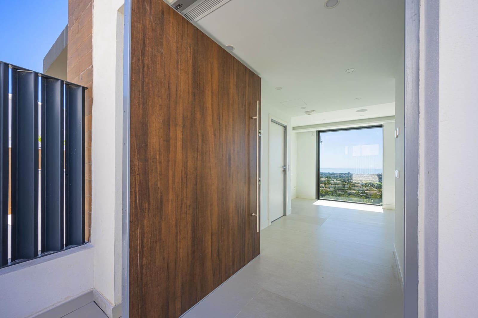 3 Zimmer Villa zu verkaufen in Benahavis mit Pool Garage - 1.690.000 € (Ref: 9023051)