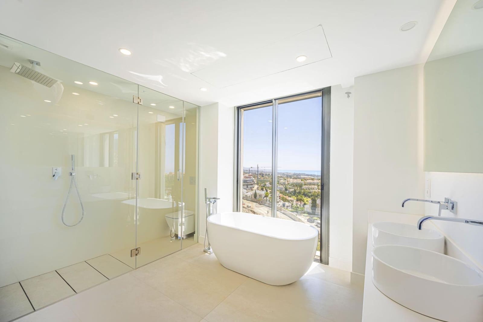 3 Zimmer Villa zu verkaufen in Benahavis mit Pool Garage - 1.690.000 € (Ref: 9023051)