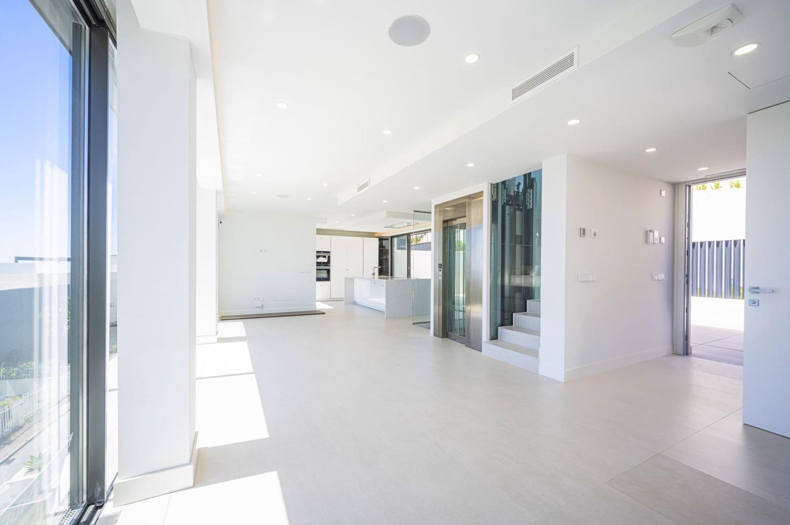 3 Zimmer Villa zu verkaufen in Benahavis mit Pool Garage - 1.690.000 € (Ref: 9023051)