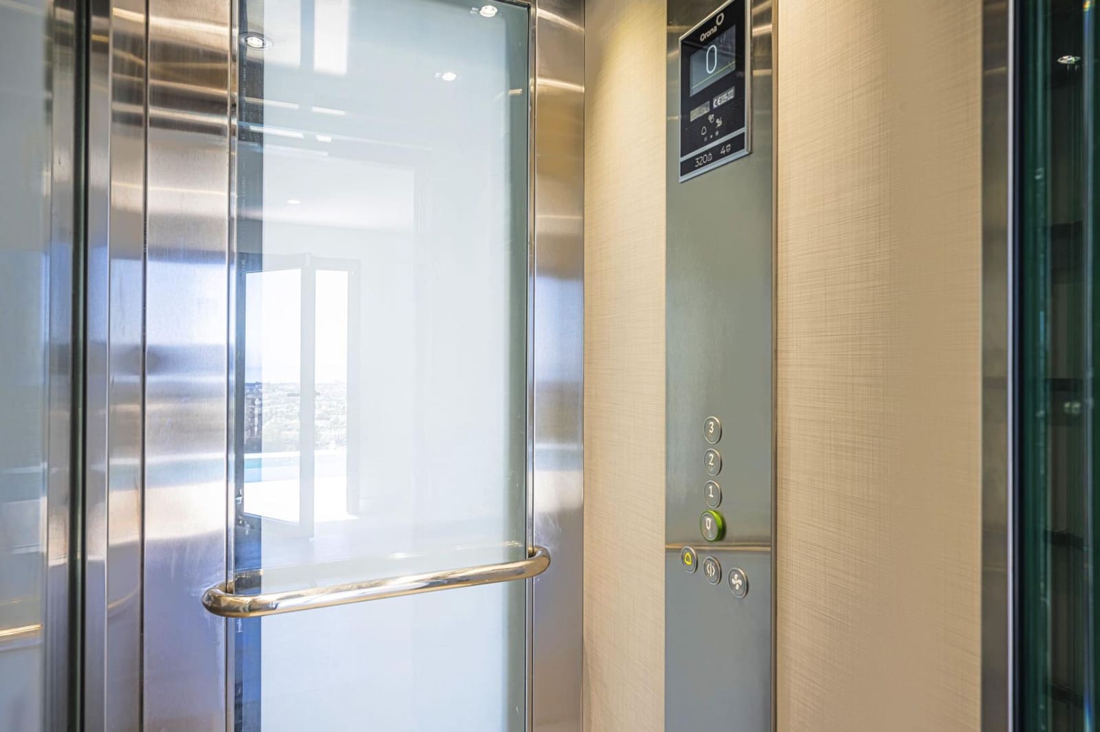 3 Zimmer Villa zu verkaufen in Benahavis mit Pool Garage - 1.690.000 € (Ref: 9023051)