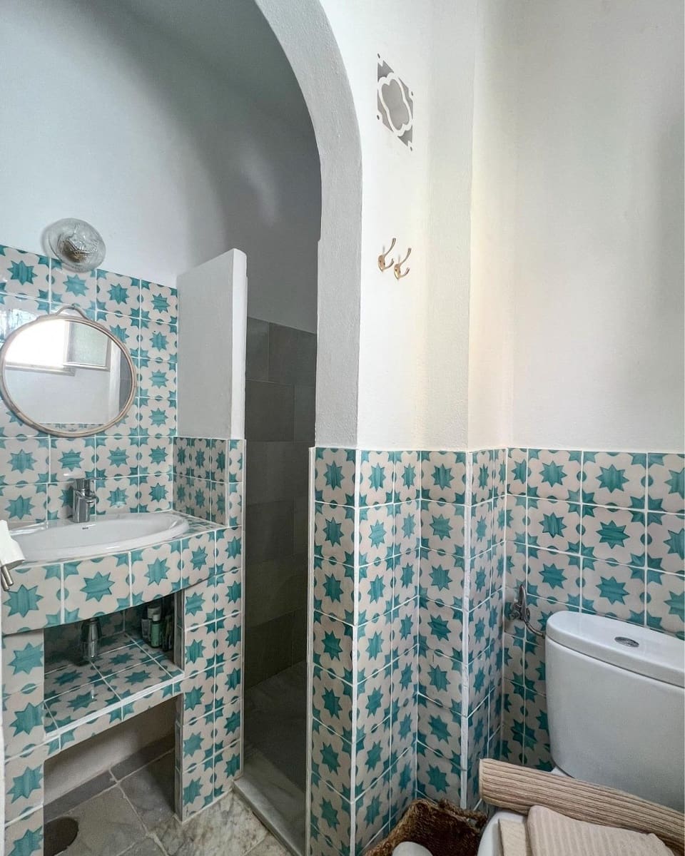 5 makuuhuone Omakotitalo myytävänä paikassa Tarifa mukana 
autotalli - 850 000 € (Ref: 9026606)