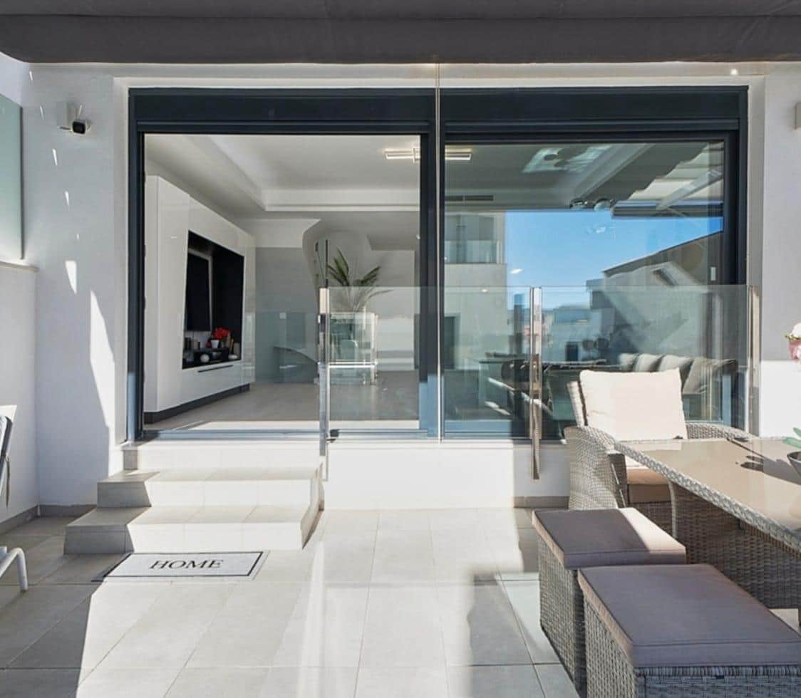 4 quarto Moradia em Banda para venda em Rincon de la Victoria com piscina garagem - 550 000 € (Ref: 9034378)