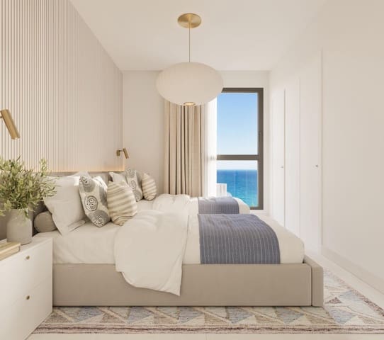 3 soveværelse Semi-Rækkehus til salg i Torrox med swimmingpool - € 415.000 (Ref: 9103083)