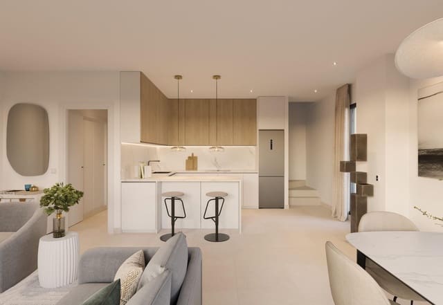 3 soveværelse Semi-Rækkehus til salg i Torrox med swimmingpool - € 415.000 (Ref: 9103083)