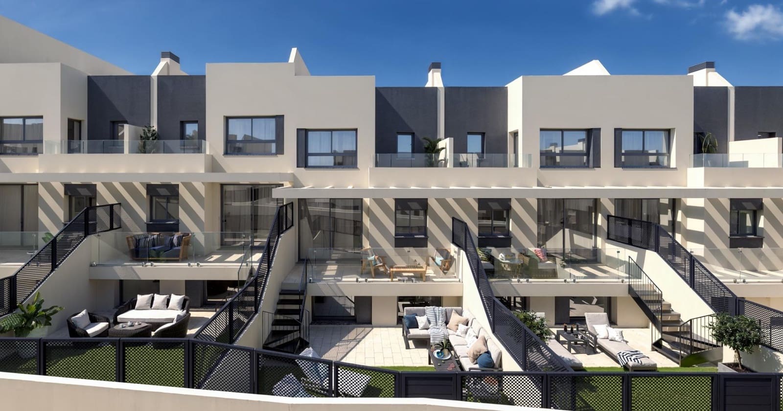 3 soveværelse Rækkehus til salg i Nerja med swimmingpool garage - € 850.000 (Ref: 9104497)