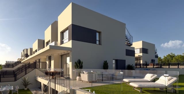 3 Zimmer Reihenhaus zu verkaufen in Capistrano, Nerja mit Pool Garage - 850.000 € (Ref: 9104497)