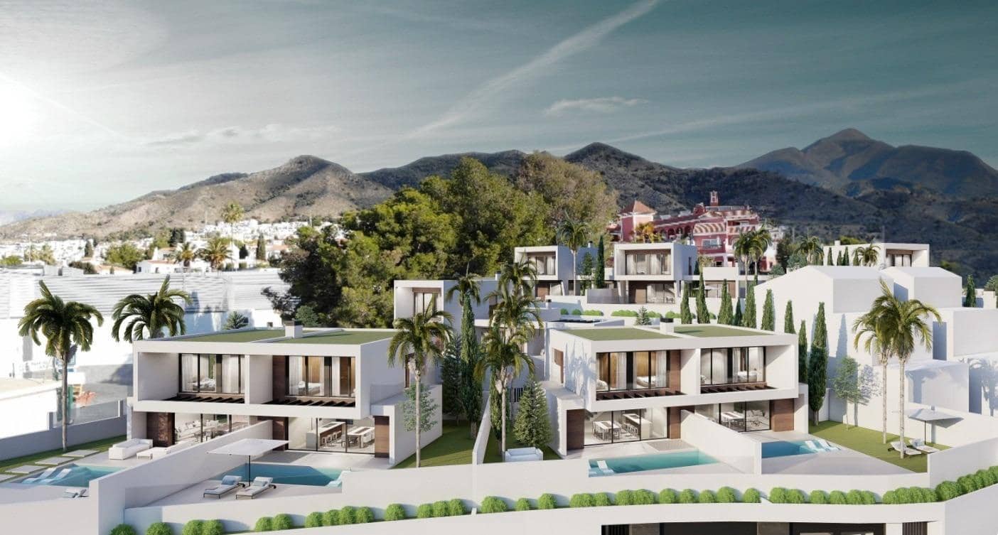 3 soverom Villa til salgs i Nerja med svømmebasseng garasje - € 1 145 000 (Ref: 9108578)