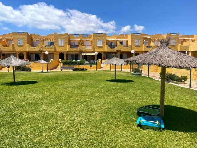 2 bedroom Apartment for sale in Tarifa with pool garage - € 500,000 (Ref: 9124915)