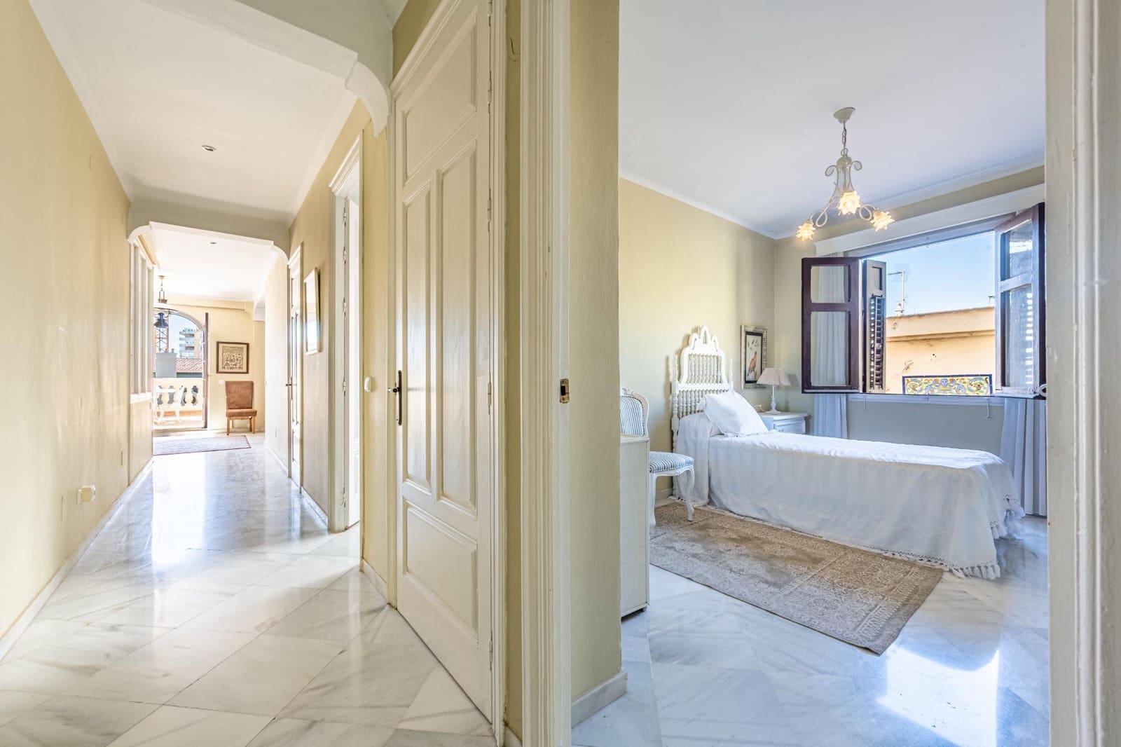 3 soveværelse Penthouse til salg i Malaga by med garage - € 1.570.000 (Ref: 9204427)