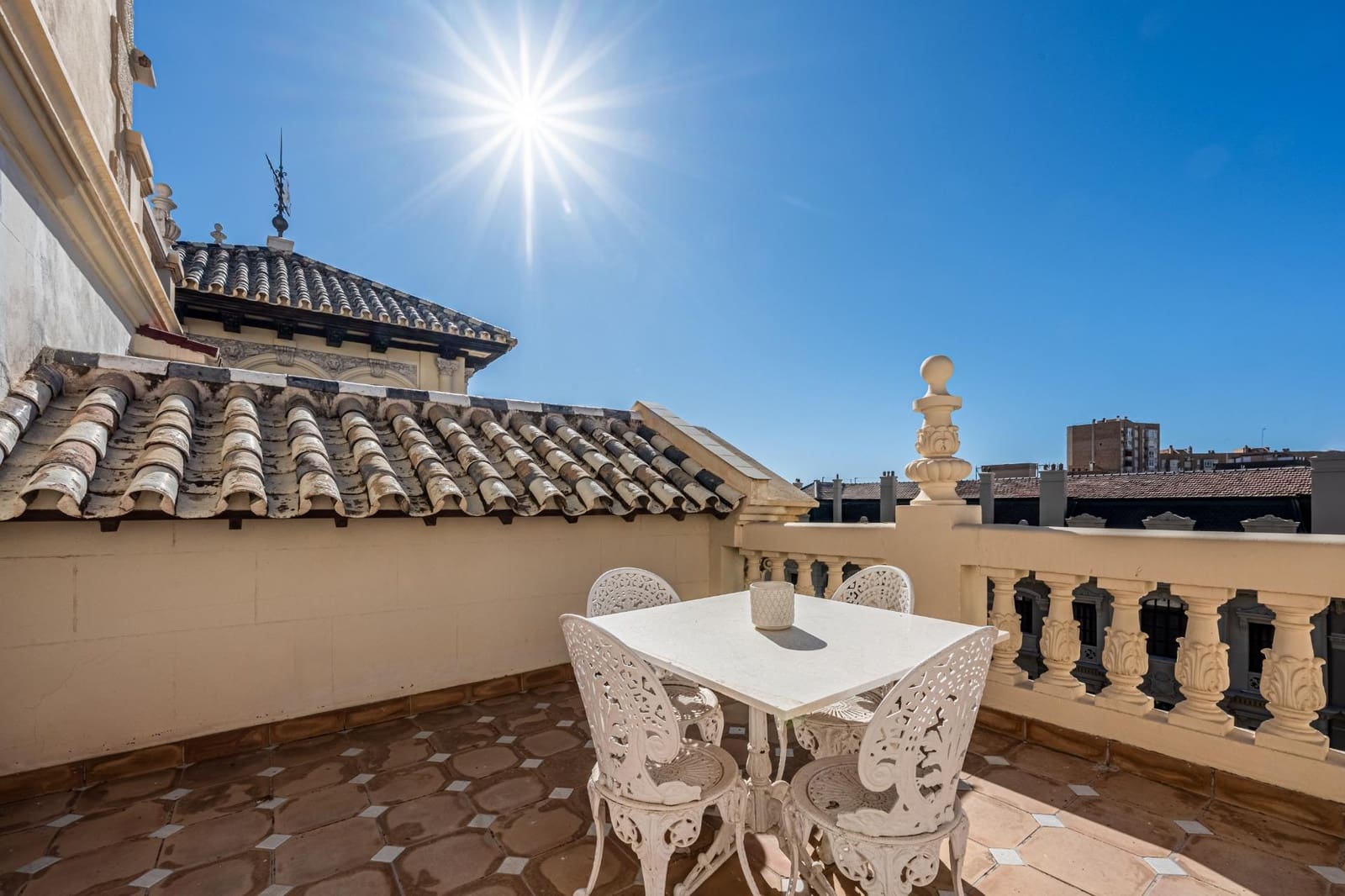 3 soveværelse Penthouse til salg i Malaga by med garage - € 1.570.000 (Ref: 9204427)
