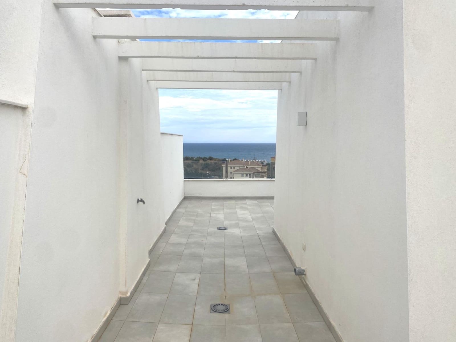 4 soveværelse Rækkehus til salg i Rincon de la Victoria med swimmingpool garage - € 545.000 (Ref: 9220208)