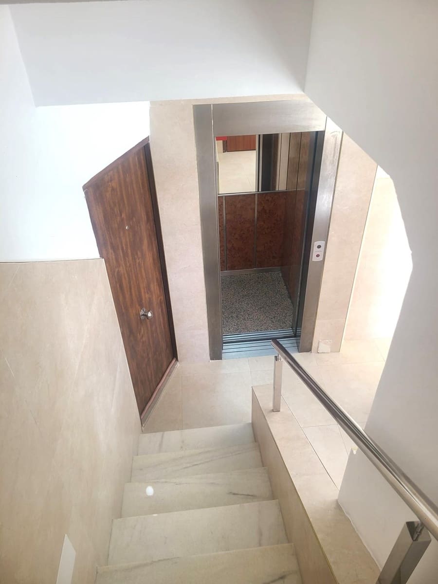 1 Zimmer Apartment zu verkaufen in Calahonda mit Pool - 242.000 € (Ref: 9220209)