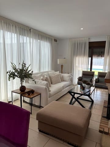 4 quarto Moradia para venda em Novo Sancti Petri, Chiclana de la Frontera com piscina garagem - 650 000 € (Ref: 9353560)