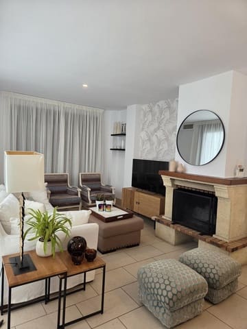 4 quarto Moradia para venda em Novo Sancti Petri, Chiclana de la Frontera com piscina garagem - 650 000 € (Ref: 9353560)