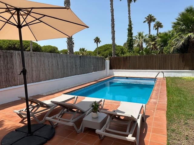 4 quarto Moradia para venda em Novo Sancti Petri, Chiclana de la Frontera com piscina garagem - 650 000 € (Ref: 9353560)