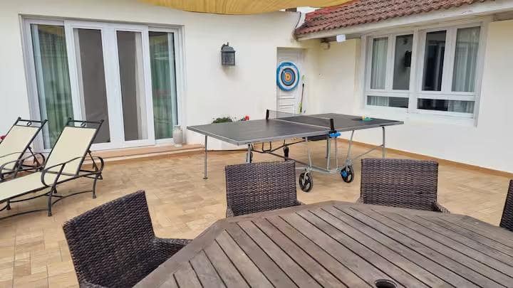 7 Zimmer Villa zu verkaufen in Sotogrande mit Pool Garage - 1.200.000 € (Ref: 9373802)