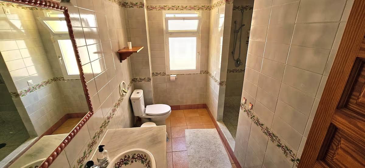 7 Zimmer Villa zu verkaufen in Sotogrande mit Pool Garage - 1.200.000 € (Ref: 9373802)