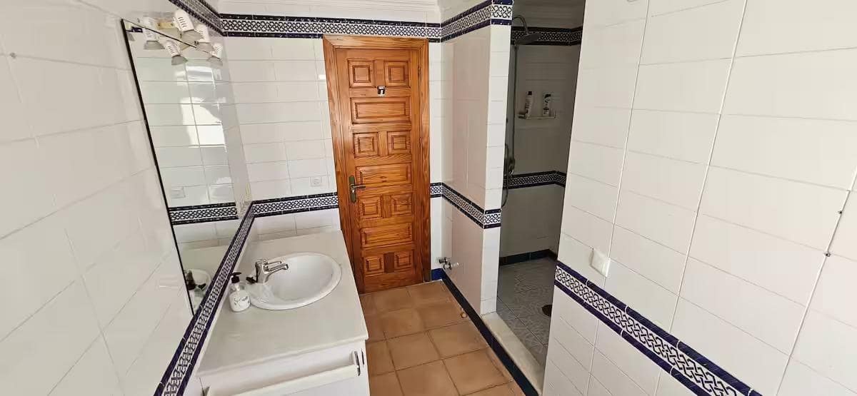 7 Zimmer Villa zu verkaufen in Sotogrande mit Pool Garage - 1.200.000 € (Ref: 9373802)