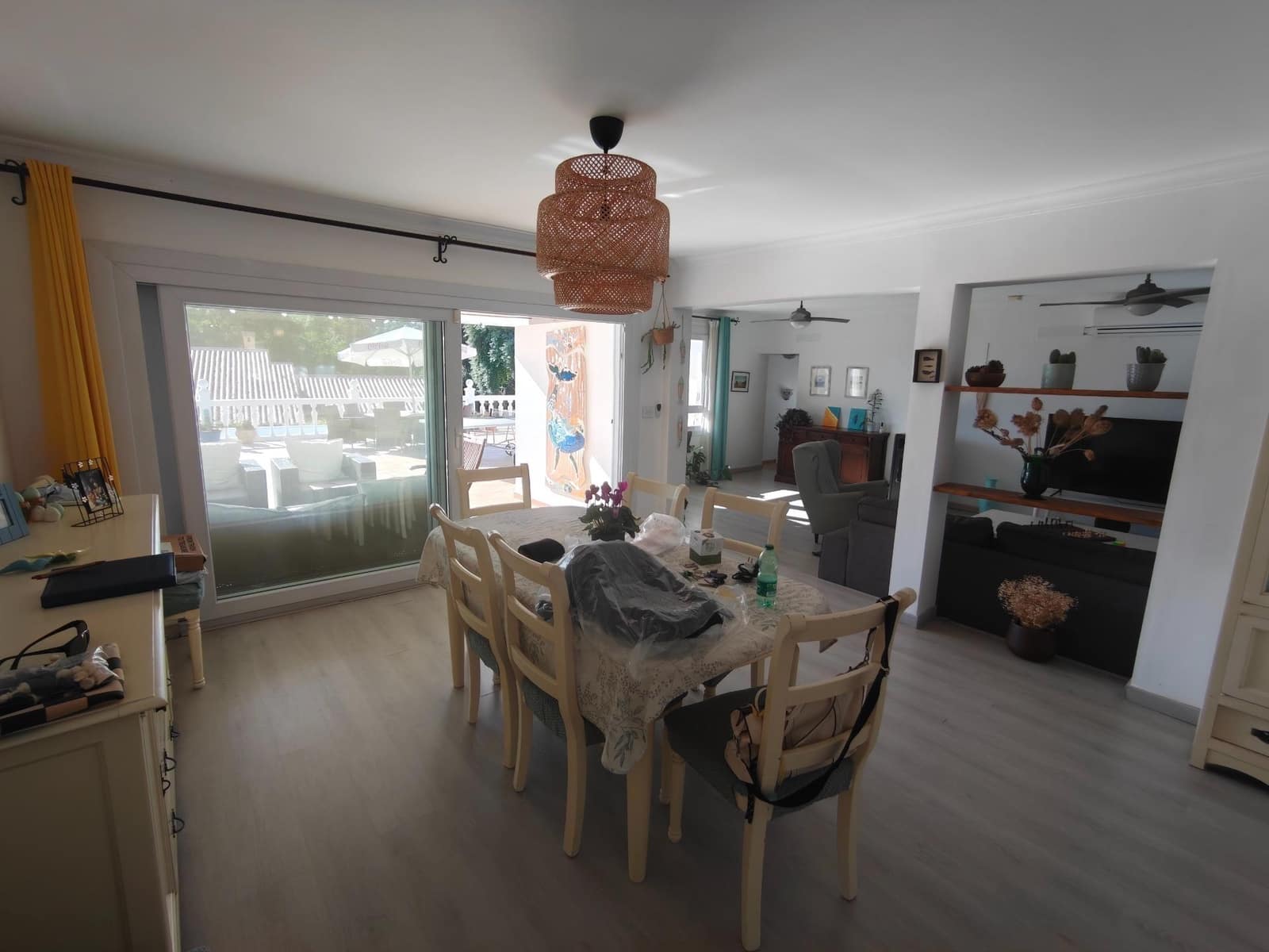 7 Zimmer Villa zu verkaufen in Sotogrande mit Pool Garage - 1.200.000 € (Ref: 9373802)