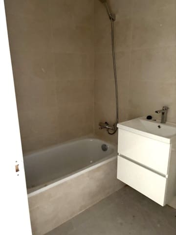 2 quarto Penthouse para venda em Las Lagunas de Mijas, Mijas com garagem - 305 000 € (Ref: 9385532)