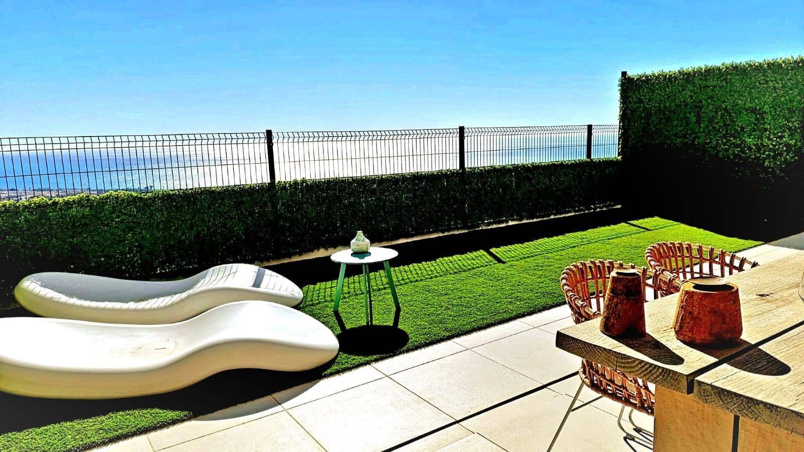 2 bedroom Apartment for sale in Rincon de la Victoria with pool garage - € 425,000 (Ref: 9387844)