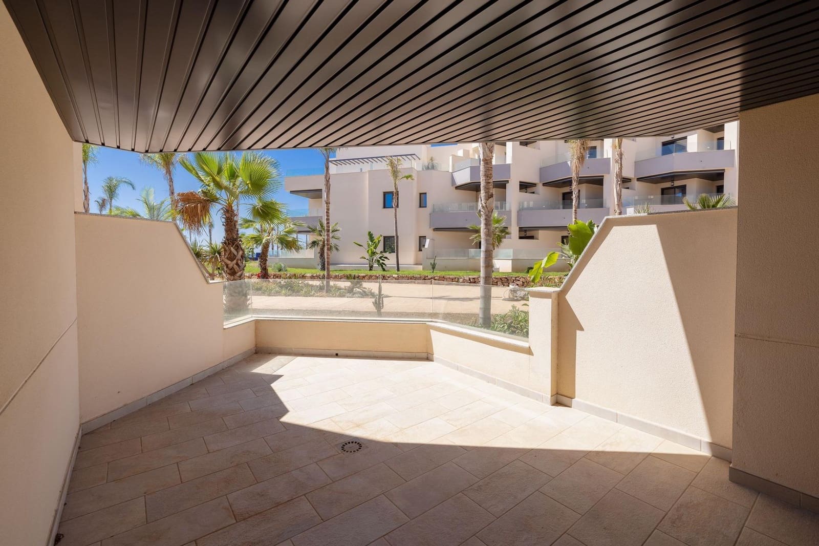 1 bedroom Apartment for sale in Almayate with pool garage - € 341,000 (Ref: 9390685)