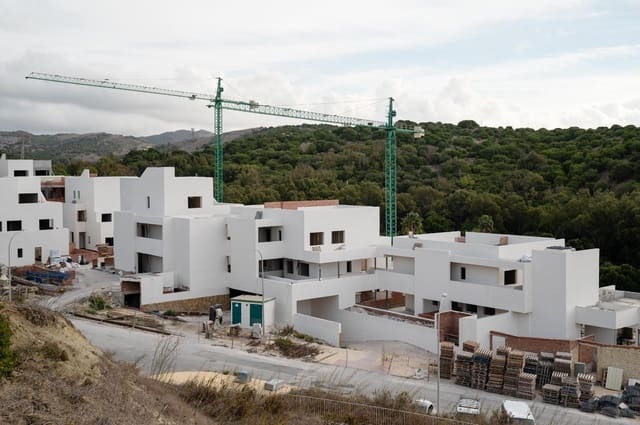 3 bedroom Apartment for sale in Tarifa with pool garage - € 812,620 (Ref: 9395937)