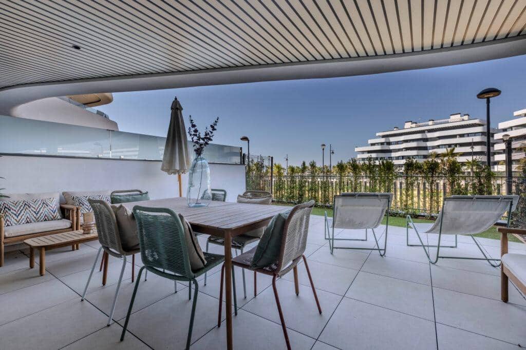 2 Zimmer Apartment zu verkaufen in Torremolinos mit Pool Garage - 778.500 € (Ref: 9398453)